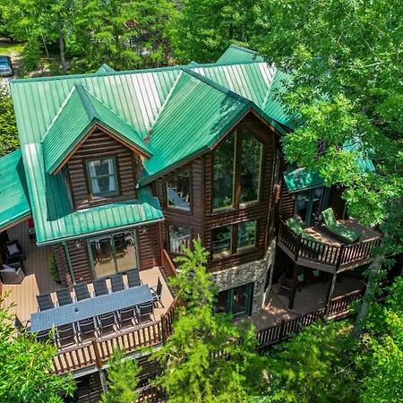 Knotty Pines Villa